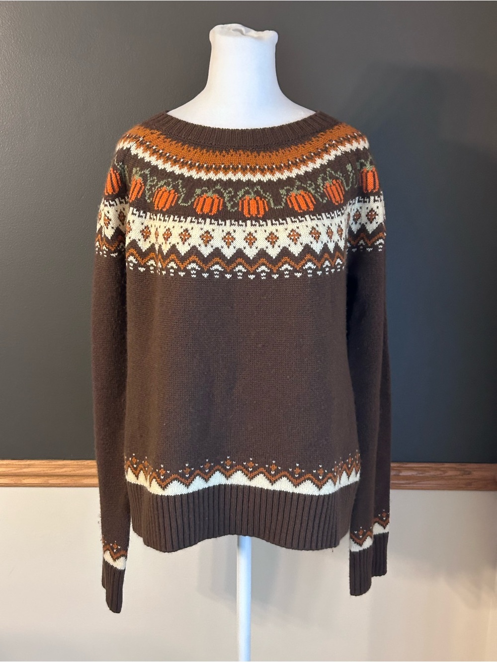 Kiel James Patrick Cozy Pumpkin Sweater in Brown - Women's Large